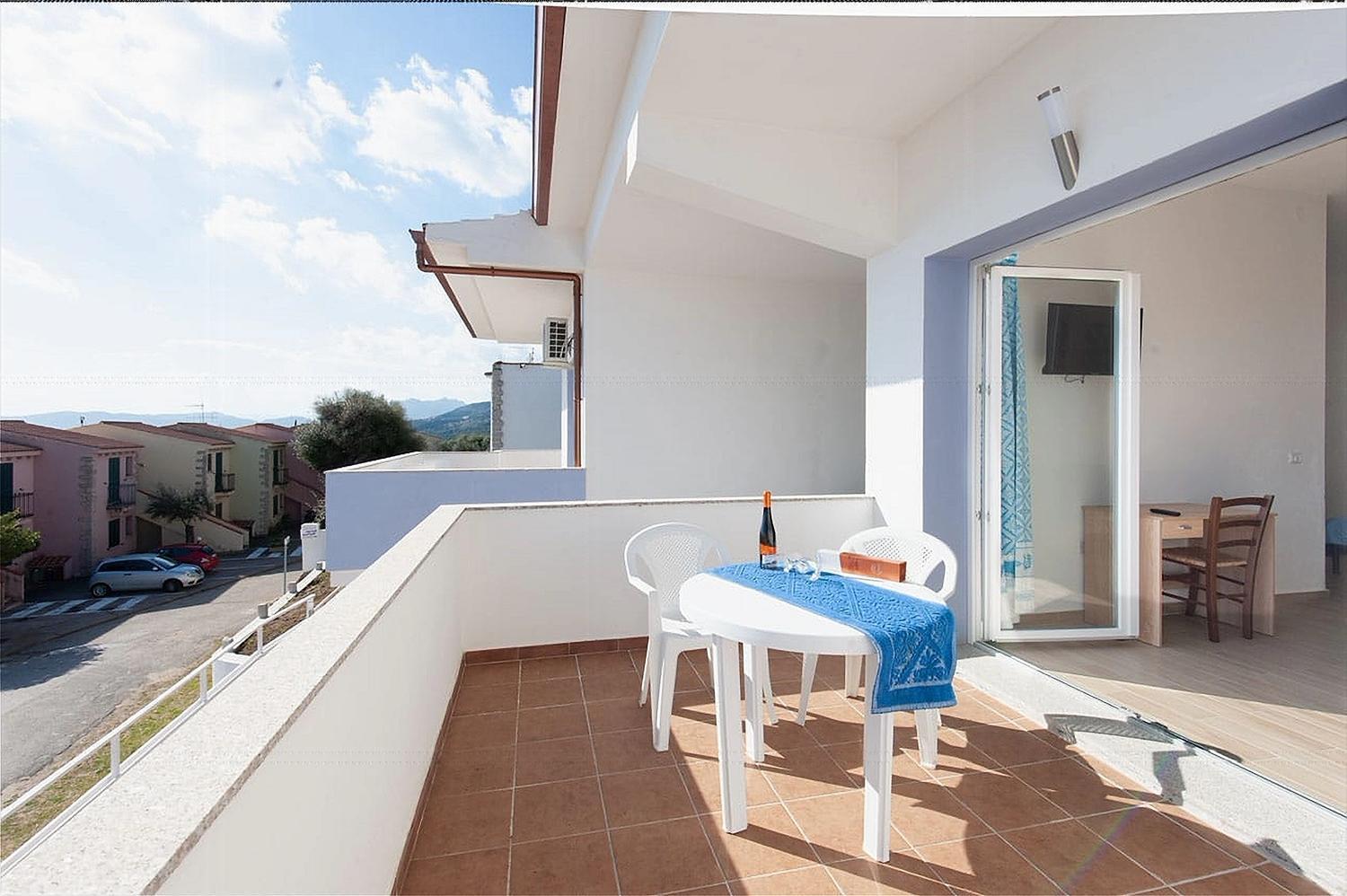 Beb Con Piscina Villa Del Borgo Badesi Exteriör bild