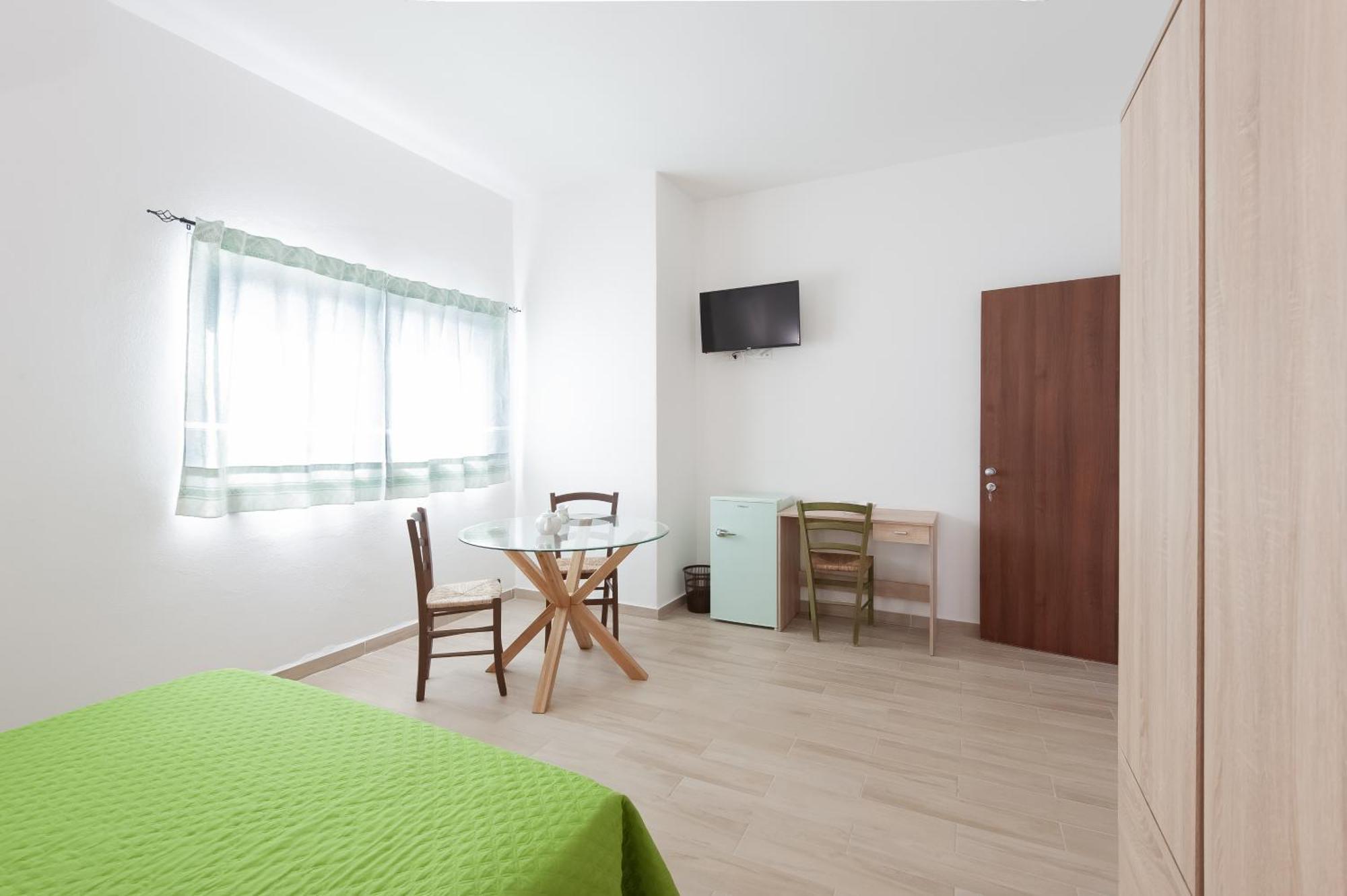 Beb Con Piscina Villa Del Borgo Badesi Exteriör bild