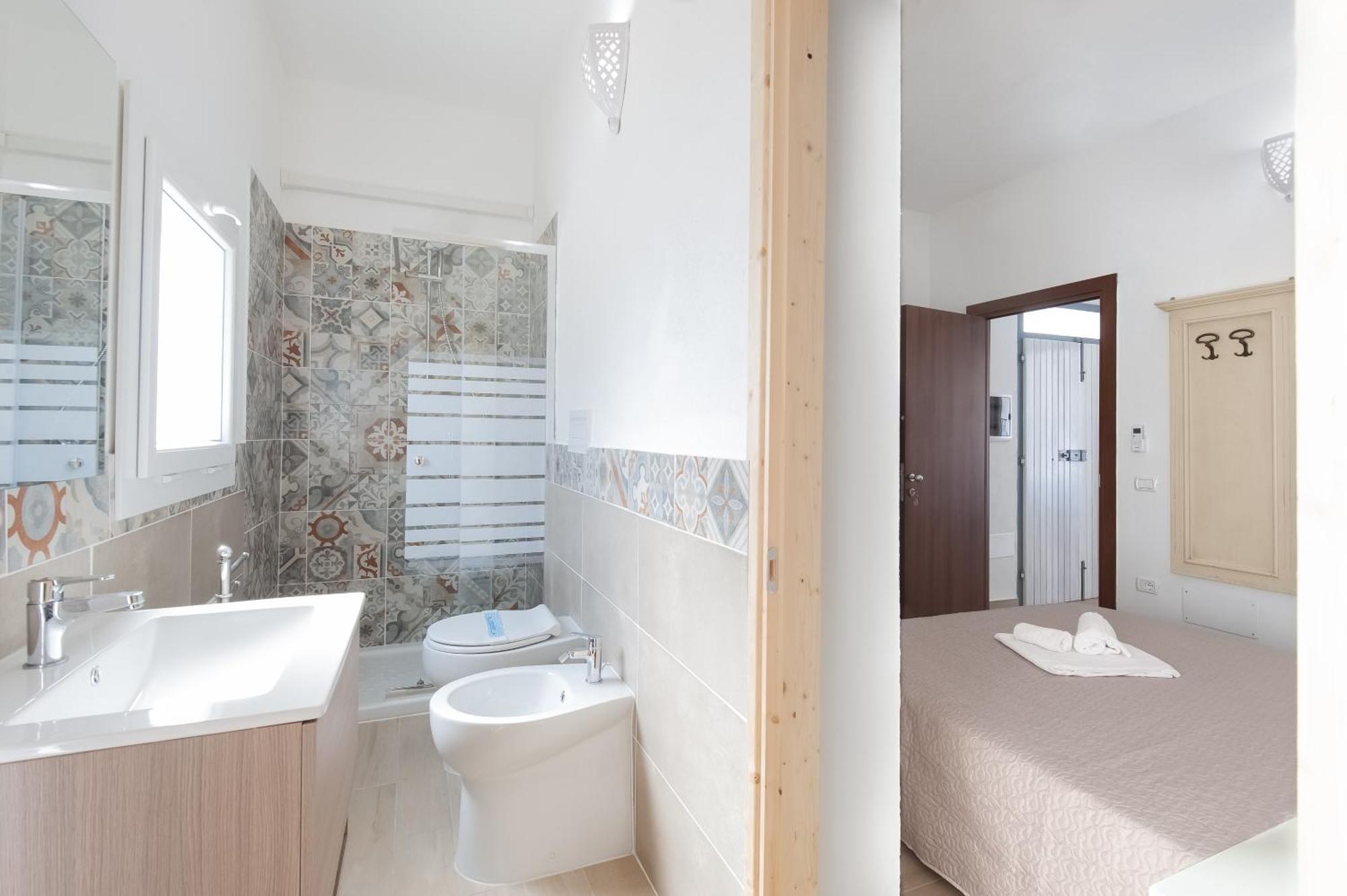 Beb Con Piscina Villa Del Borgo Badesi Exteriör bild