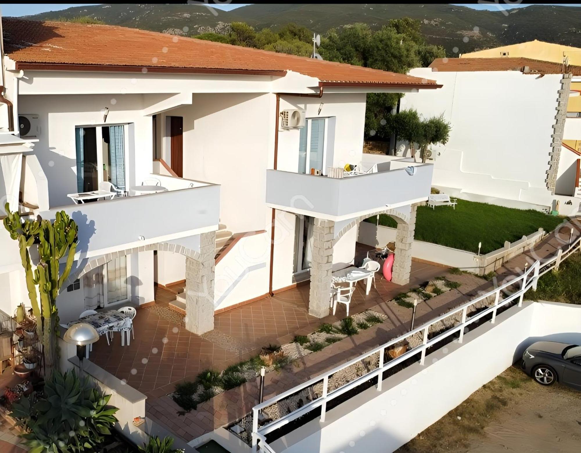 Beb Con Piscina Villa Del Borgo Badesi Exteriör bild